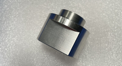 Expédition régulière de pièces d'usinage CNC