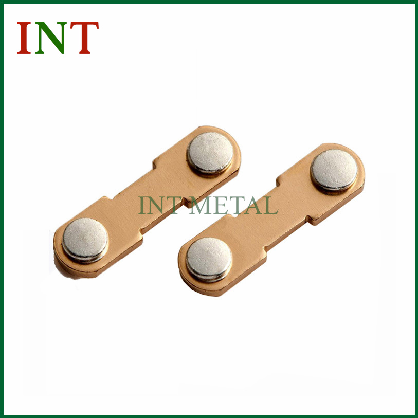 Rivets de contact en mouvement